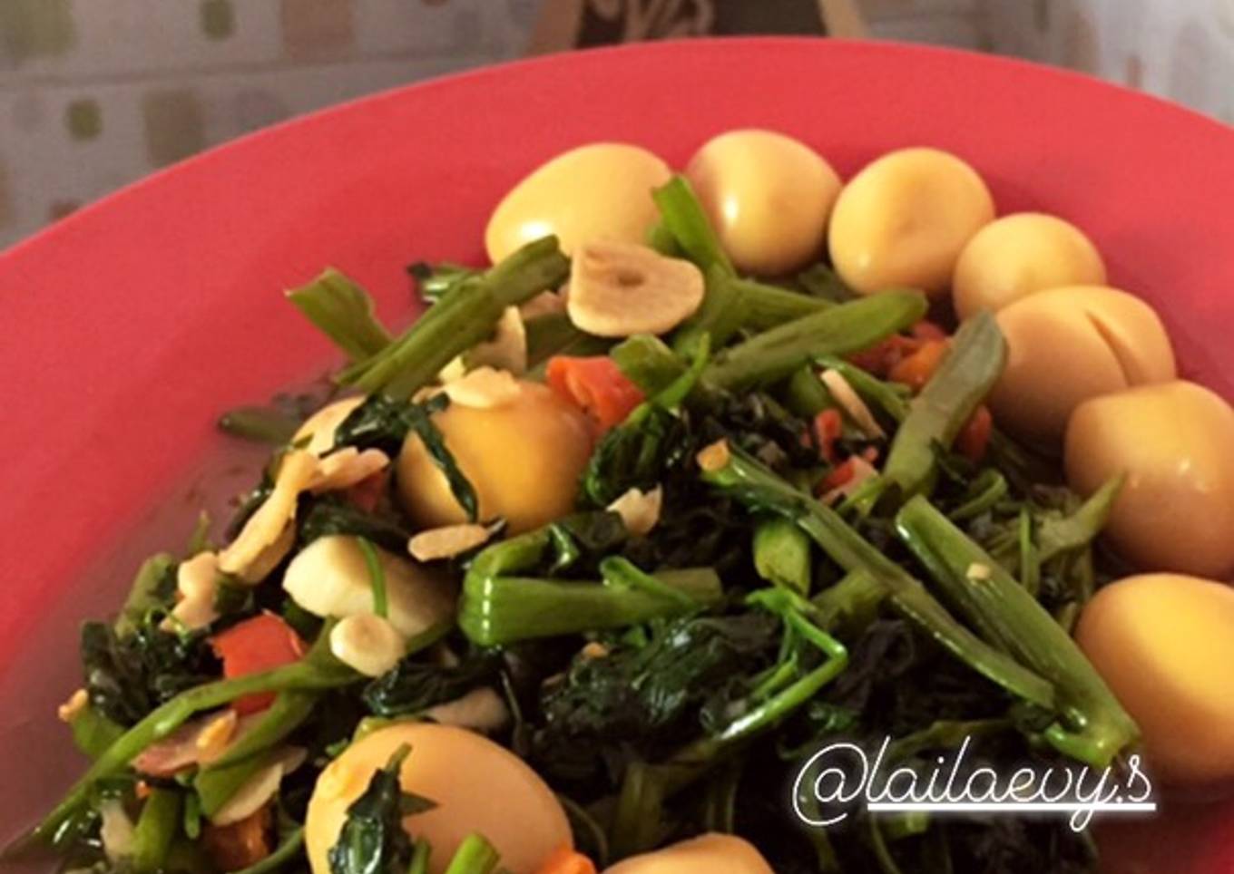 telur puyuh kangkung