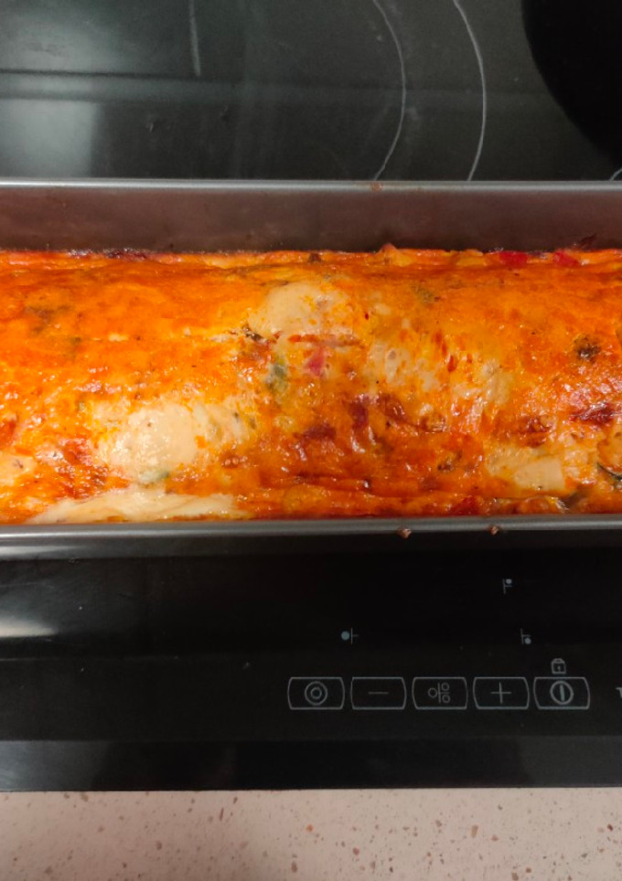 Una foto de Pastel de pollo y verduras