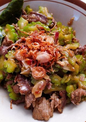 Foto resep Tumis Pare Daging Sapi