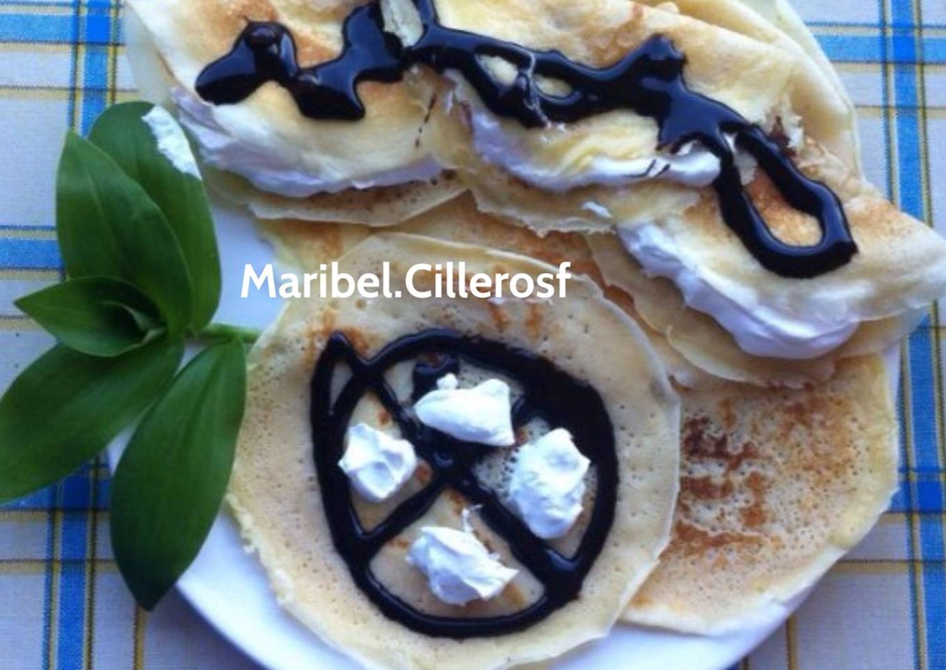 Tortitas con nata y chocolate