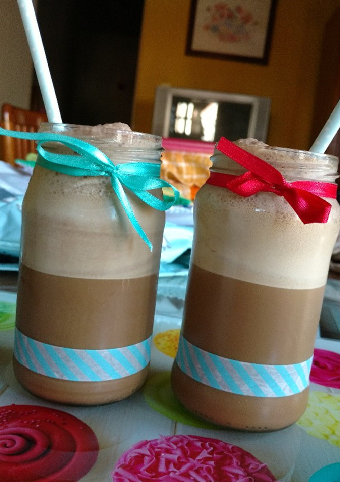 Una foto de Frappé de café y chocolate