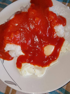 Una foto de Arroz a la cubana (sencillo)