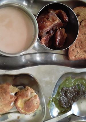 A picture of Egg Bonda.