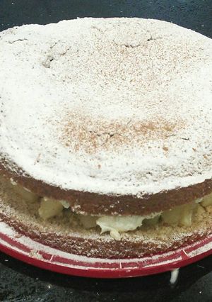 A picture of Cinnamon and Apple Sponge Cake.