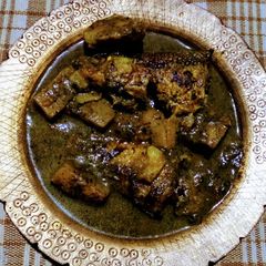 A picture of Fish recipe with Raw banana,Skunk vine and Black pepper.