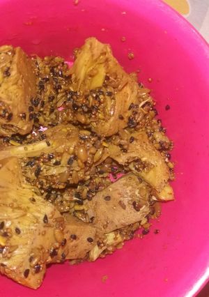 A picture of Jackfruit pickle.