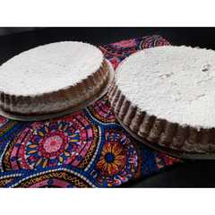A picture of Tartas de ricota simple y con dulce de leche.
