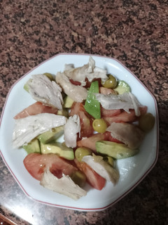 Una foto de Ensalada de Pollo Asado
