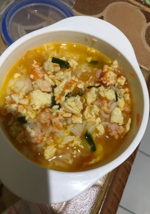 Foto resep MPASI 11 bulan. Sup merah udang telor puyuh