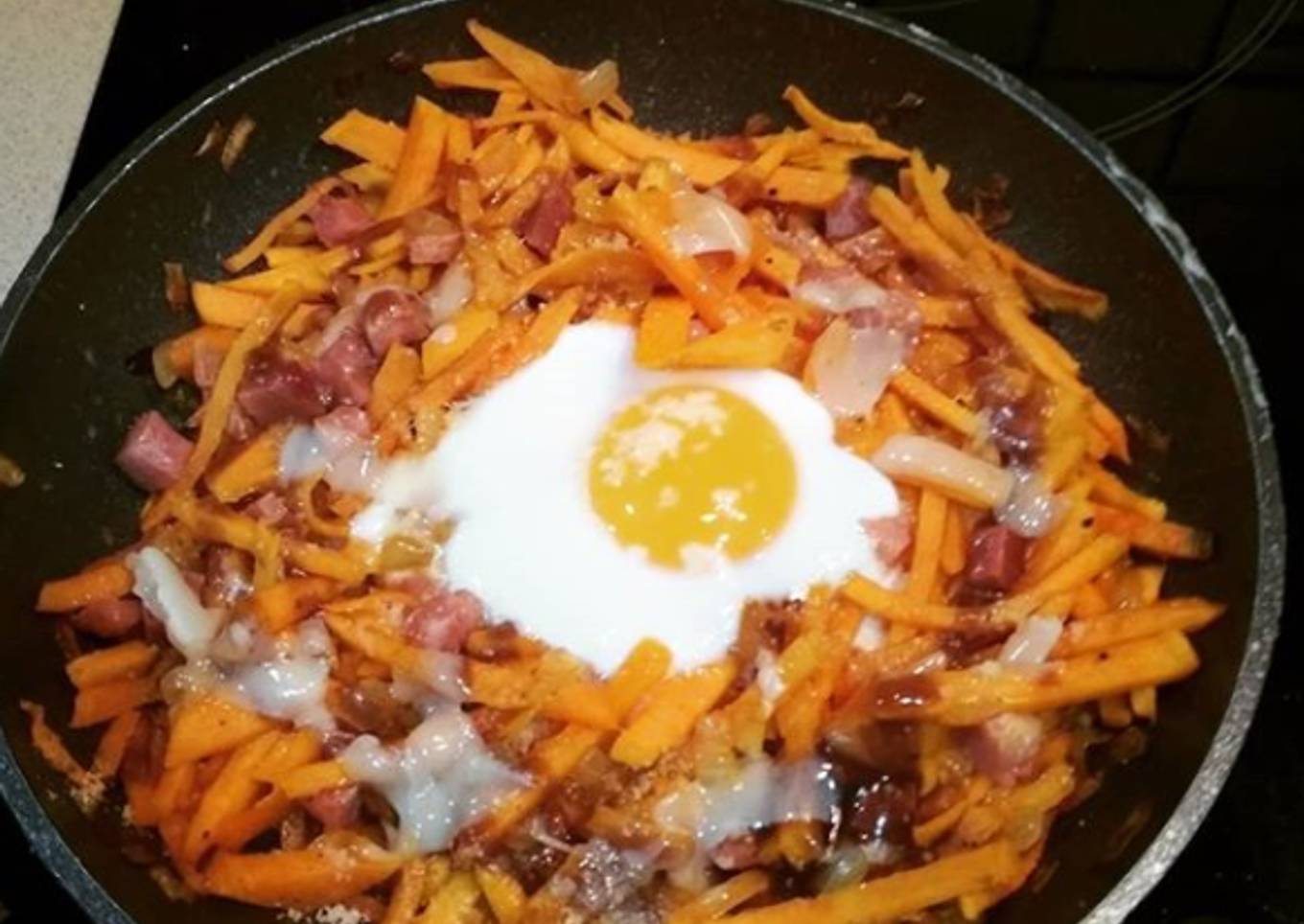 Batata con huevo