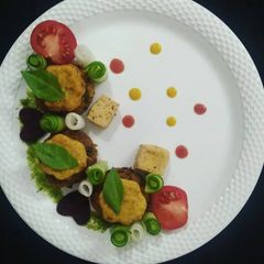 A picture of Potato croquette with bread fritters platter.