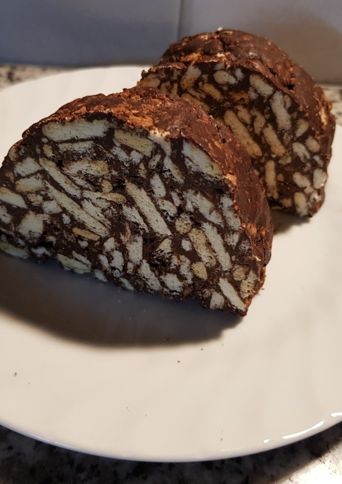 Una foto de Salchichón de chocolate fácil