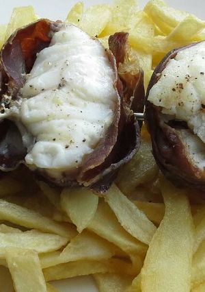 Foto principal de Brocheta de rape y cecina