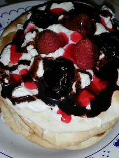 Una foto de Postre con tapas de empanadas