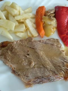 Una foto de Paleta de cerdo al horno