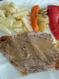 Una foto de Paleta de cerdo al horno