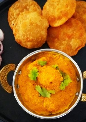 A picture of Punjabi Dum Aaloo.