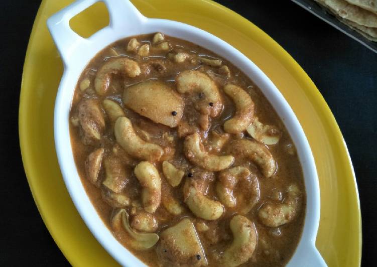 Olyaa Kaajuchi Bhaaji (Tender Cashewnuts Curry)