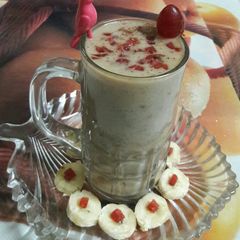 Banana Dates Smoothie A picture of Banana Dates Smoothie.