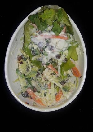 હેલધી સલાડ (Healthy Salad Recipe In Gujarat) રેસીપી મુખ્ય ફોટો