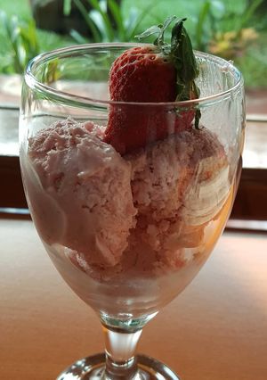 Foto resep Strawberry ice cream #ketofriendly