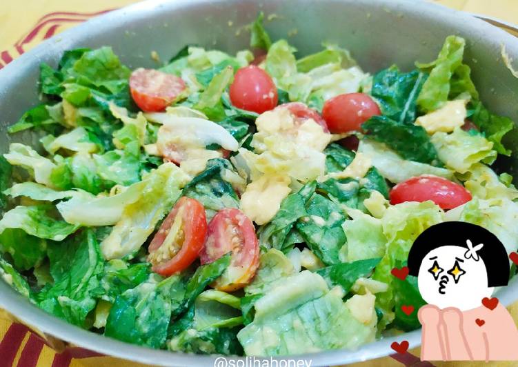 Resep Salad with Olive and Lemon Dressing (tapi gagal wakakak) Enak