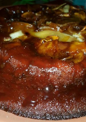 Una foto de Torta invertida de manzanas en sartén
