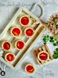 Foto resep 48.1~ Pie vla buah naga *gluten-free