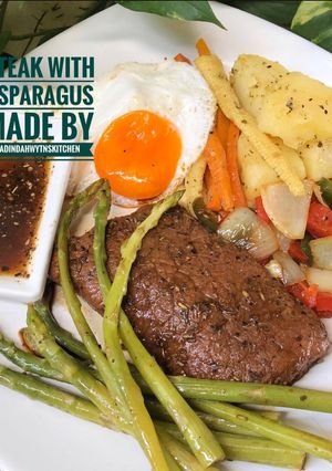 Foto resep 14. STEAK WITH ASPARAGUS made by @adindahwytnskitchen 🌻