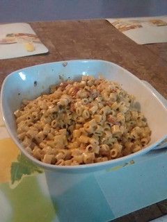 Una foto de Pasta con crema de tocineta