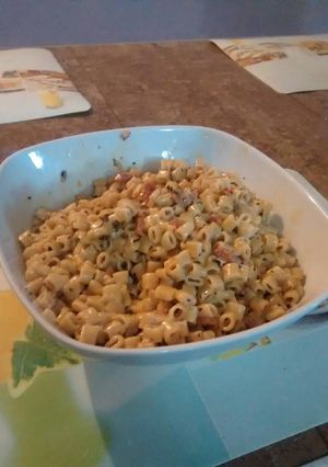 Una foto de Pasta con crema de tocineta