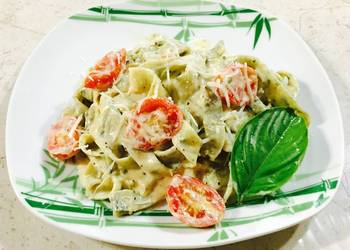 Easiest Way to Prepare Yummy Patchoi Fettucini in Alfredo Sauce