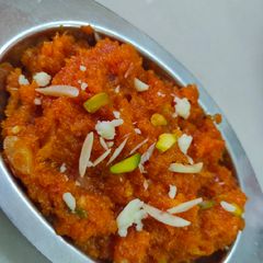 A picture of Gajar ka halwa.