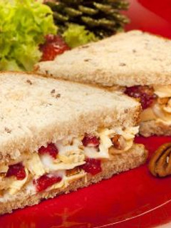 Una foto de Sándwich de pollo