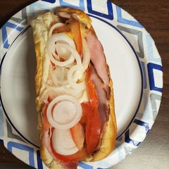 Essential ham sub A picture of Essential ham sub.