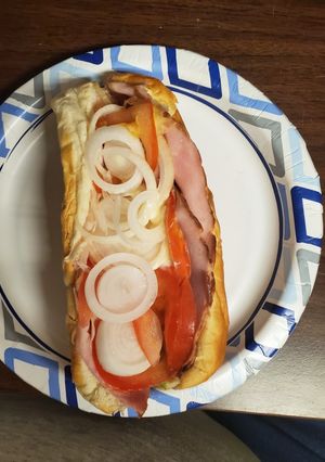 A picture of Essential ham sub.