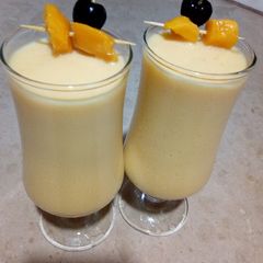 A picture of Mango shake.
