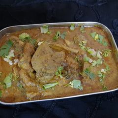 A picture of Rogan Josh.