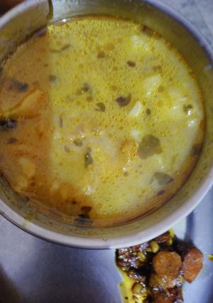A picture of Aloo dahi wale.