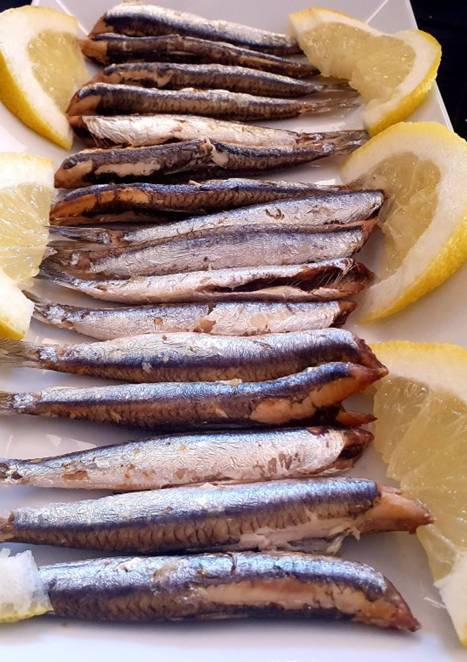 Una foto de Boquerones en freidora de aire Cosori, sin harina