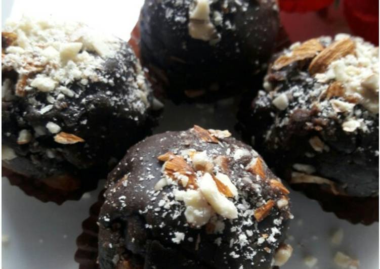 Carrot halwa chocolate balls