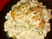 A picture of chicken spinach artichoke