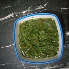 A picture of Coriander chutney.