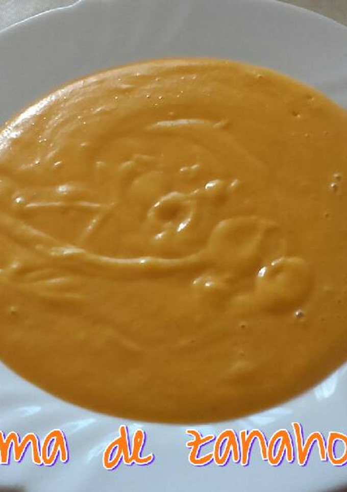 Una foto de Crema de zanahoria*
