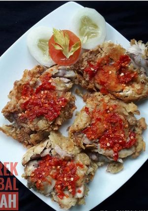 Foto resep Ayam Geprek Sambal Merah #TantanganPertamaku