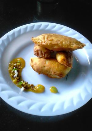 A picture of Veg puff.