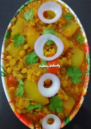 A picture of Papaya Chana Dal Curry.