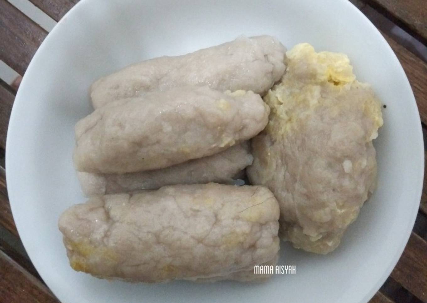 74. Pempek tengiri