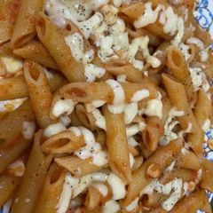 White sauce pasta A picture of White sauce pasta.
