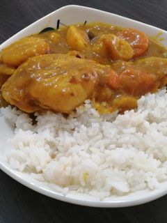 Una foto de Pollo guisado